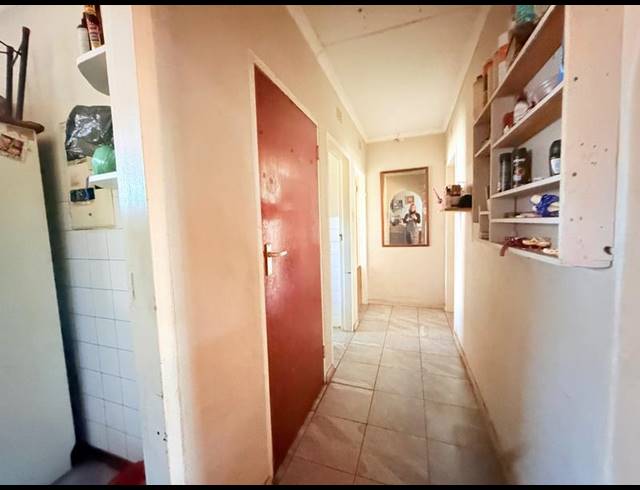 2 BEDROOM HOUSE FOR SALE IN VANDERBIJLPARK CW 6